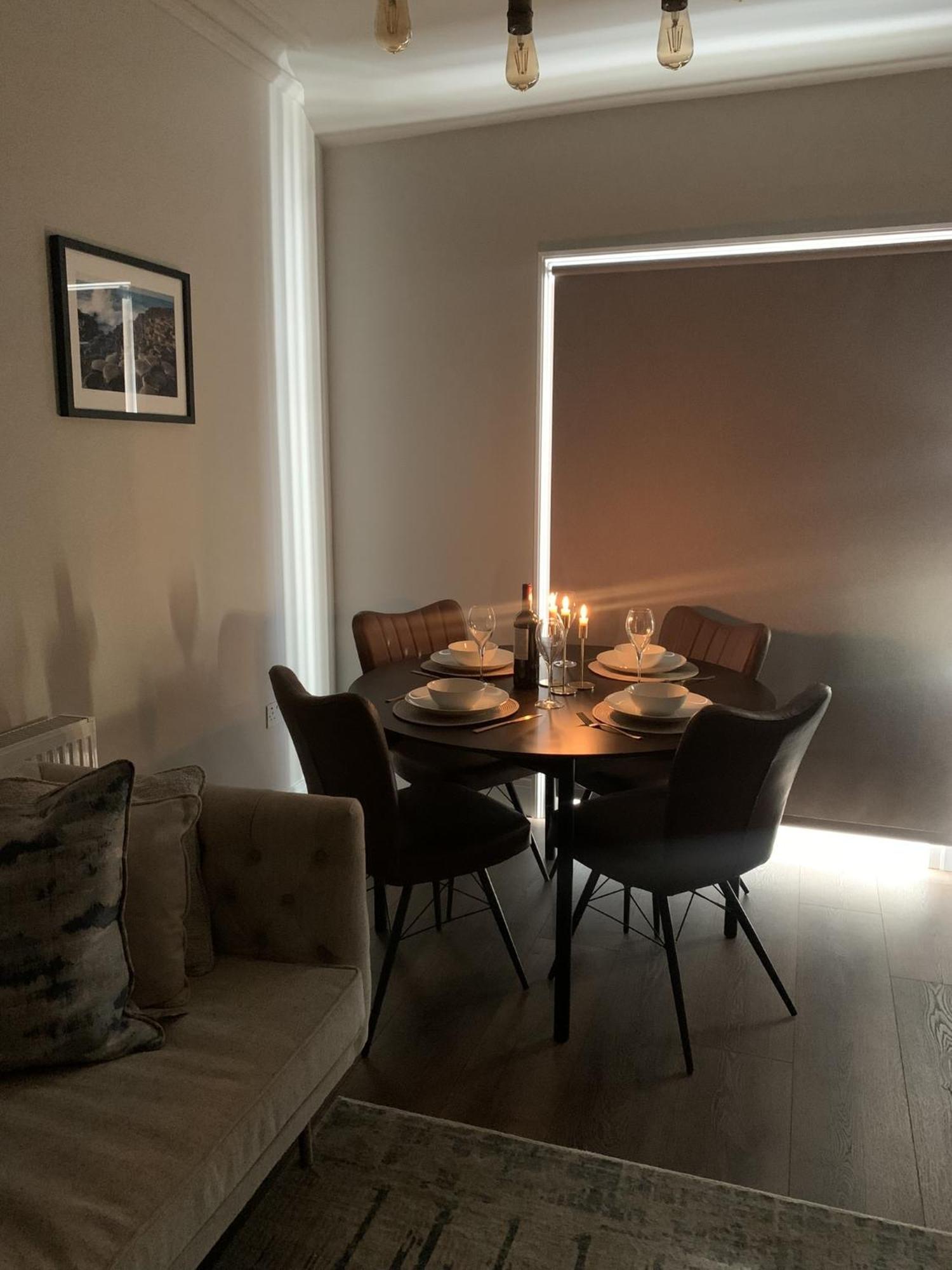 The Auction House Apartment เบลฟาสต์ ภายนอก รูปภาพ